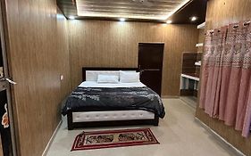 Omkar Niwas